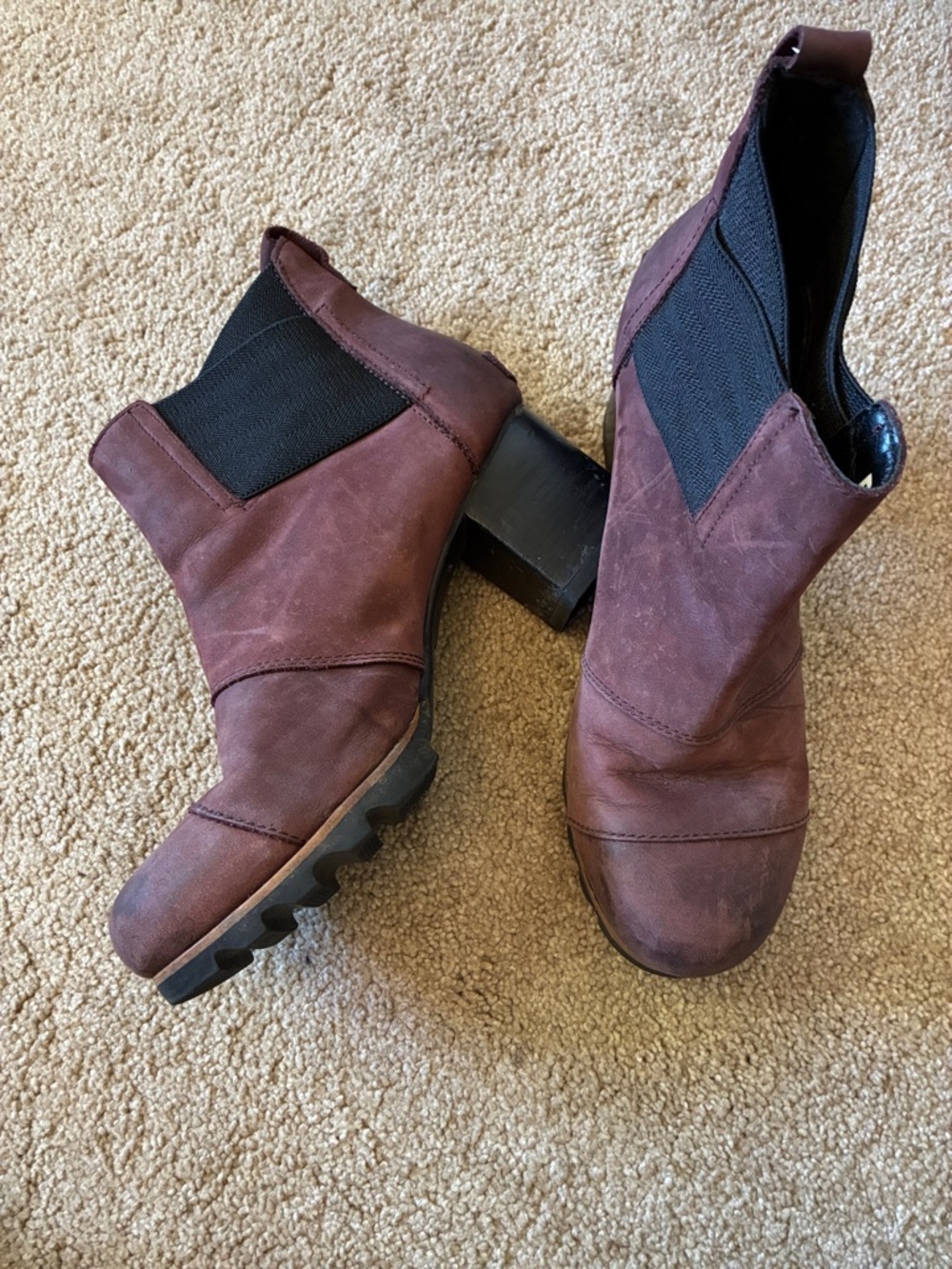 SOREL Addington Waterproof Leather Chelsea Booties - Cattail size 9.5